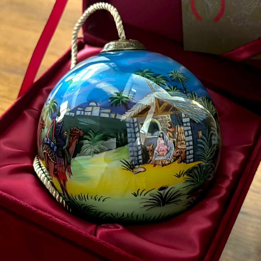 CHRISTMAS ORNAMENT | HEIRLOOM | Religious Christmas | Bethleham | 3 Wisemen